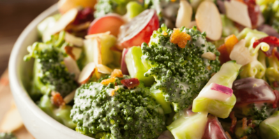 Salade de brocoli crémeuse