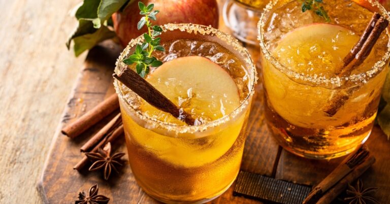 10 meilleurs cocktails à l'eau-de-vie de pomme (+ recettes simples)