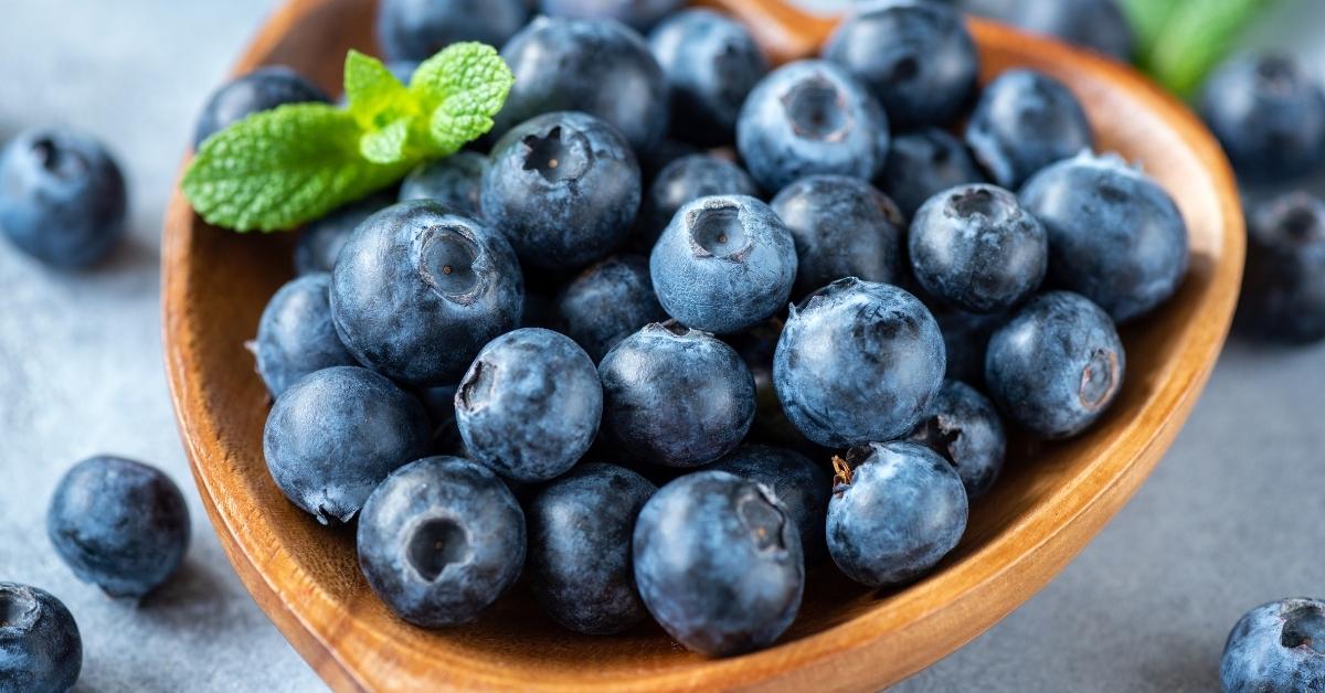 20 fruits naturellement bleus (+ liste des aliments)