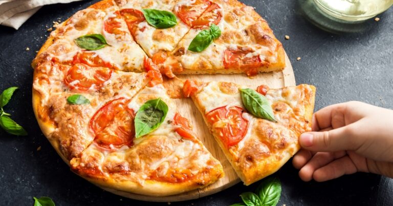 Meilleur fromage pour pizza (11 types parfaits)