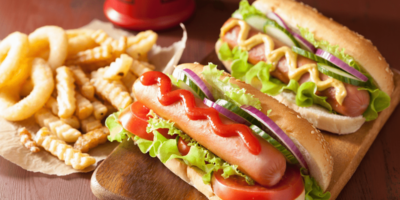 Que servir en accompagnement avec des hot-dogs