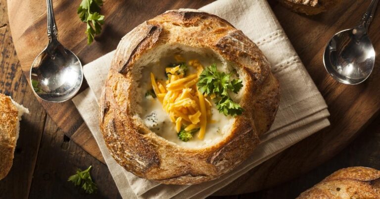 11 meilleures recettes de soupe au bol de pain pour réchauffer votre âme