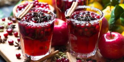 23 cocktails de Noël faciles aux canneberges pour les fêtes