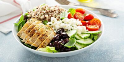 30 meilleures recettes de poulet grec (+ dîners faciles)