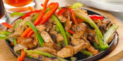 Fajitas au poulet (facile et savoureux)