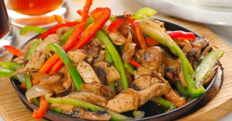 Fajitas au poulet (facile et savoureux)