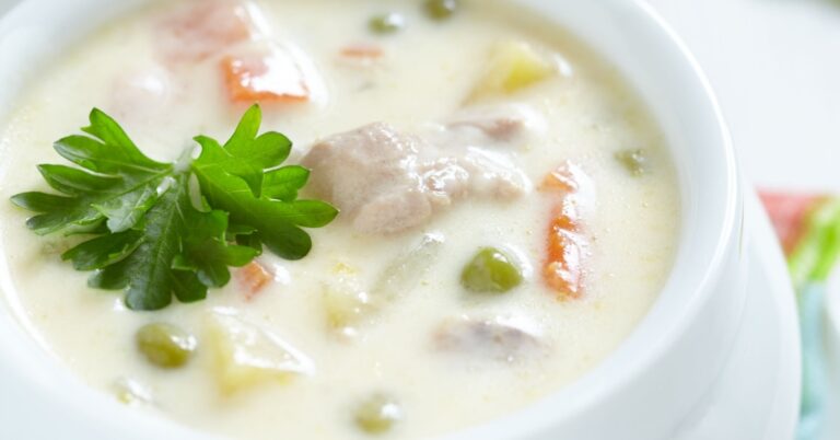 Soupe au pâté au poulet (+ recette facile)