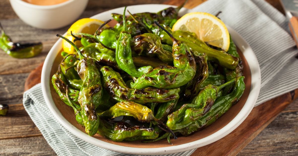 10 meilleures recettes de piments Shishito à essayer à la maison