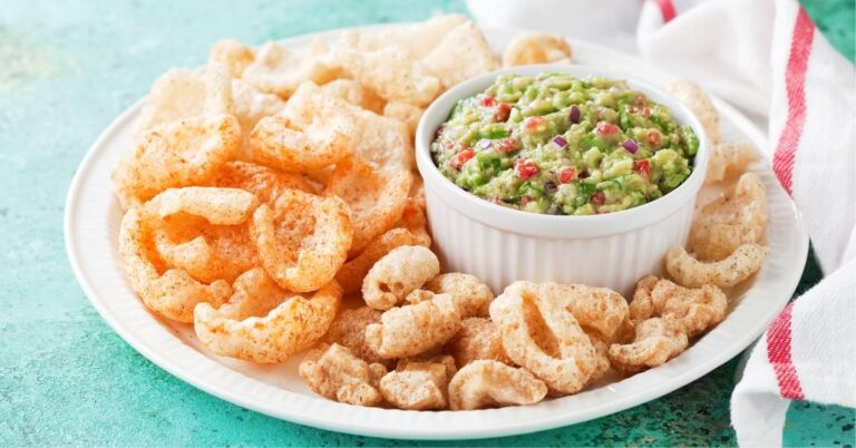13 meilleures recettes de couenne de porc (céto et faible teneur en glucides)