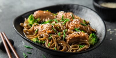 13 meilleures sauces pour nouilles (+ recettes faciles)