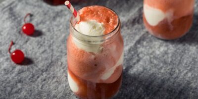 15 meilleures recettes de flotteur de crème glacée à faire à la maison
