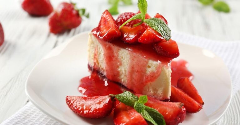 15 meilleures recettes de gâteau au fromage Keto (faible teneur en glucides)