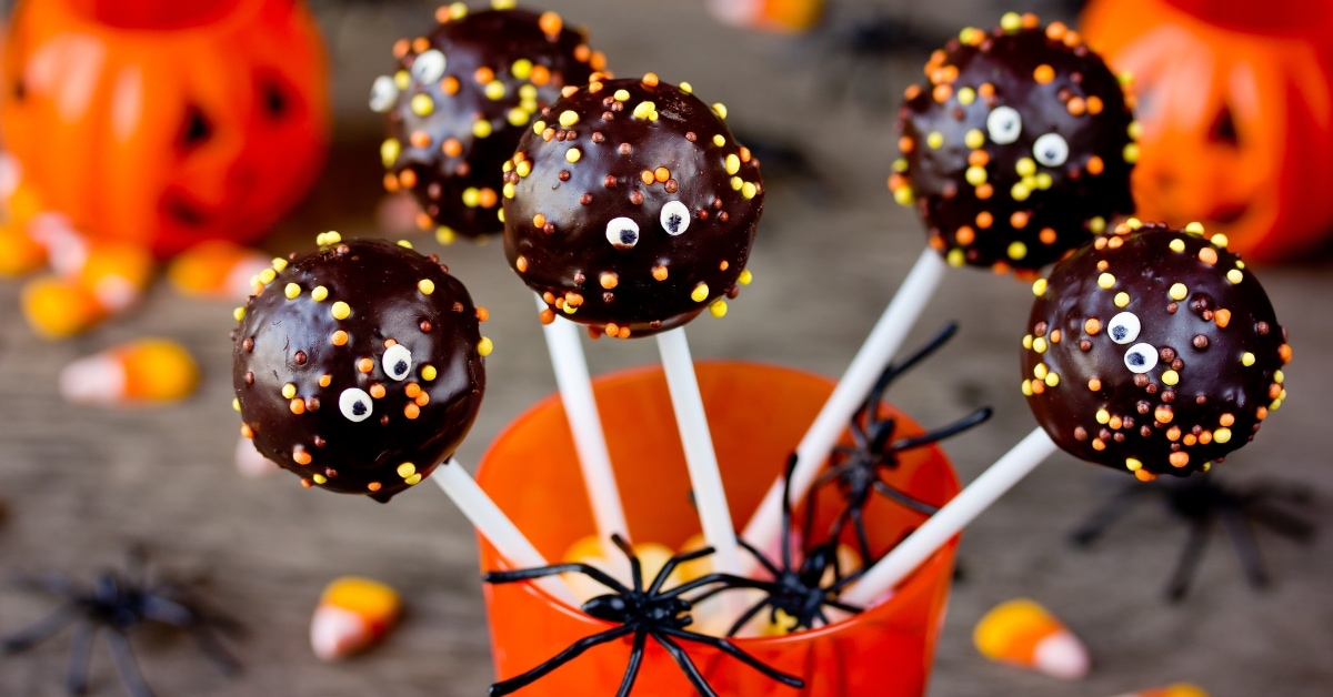 17 Cake Pops d'Halloween (+ recettes simples)