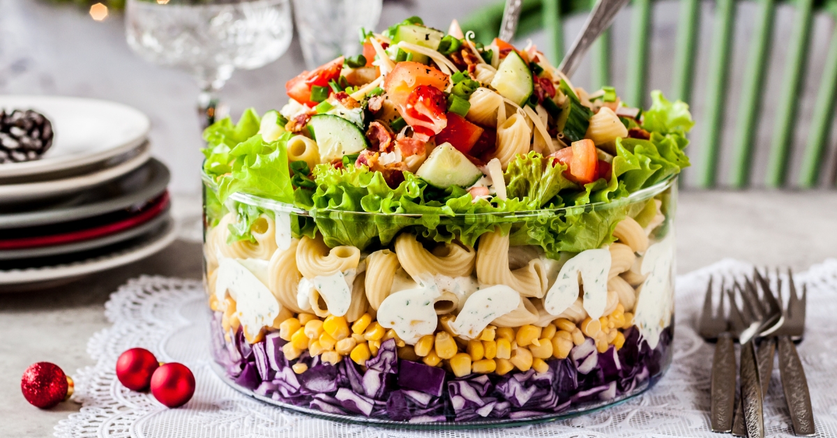 17 meilleures salades en couches (+ recettes faciles)
