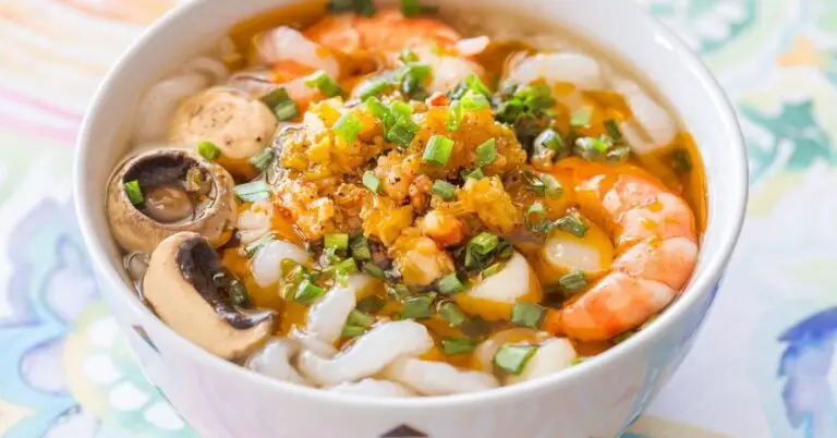 20 meilleures recettes de soupe aux fruits de mer à essayer aujourd'hui