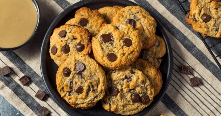 30 recettes de farine de noix de coco Keto (meilleurs desserts à faible teneur en glucides et plus)