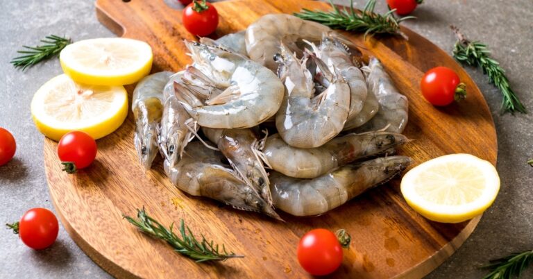 Comment savoir si les crevettes sont mauvaises (guide facile)