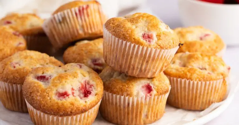 Muffins aux fraises et aux bananes (recette facile)