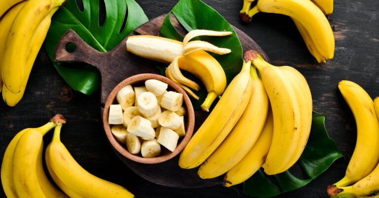 Plantains vs bananes (voici la différence)