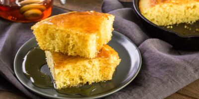 13 meilleures recettes de pain de maïs pour Thanksgiving