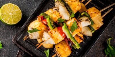 20 brochettes végétaliennes faciles pour votre prochain barbecue