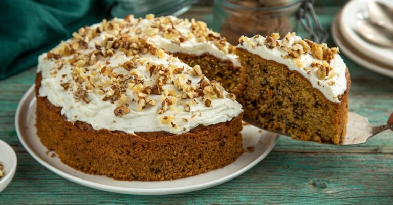 20 recettes faciles de gâteaux aux noix à essayer aujourd'hui