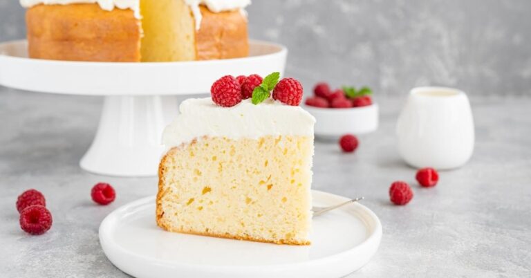 23 meilleures recettes de mélange à gâteau blanc pour le dessert