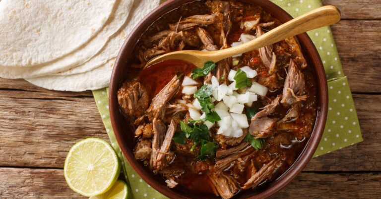 Qu’est-ce que Birria ?  (+ Comment le faire)