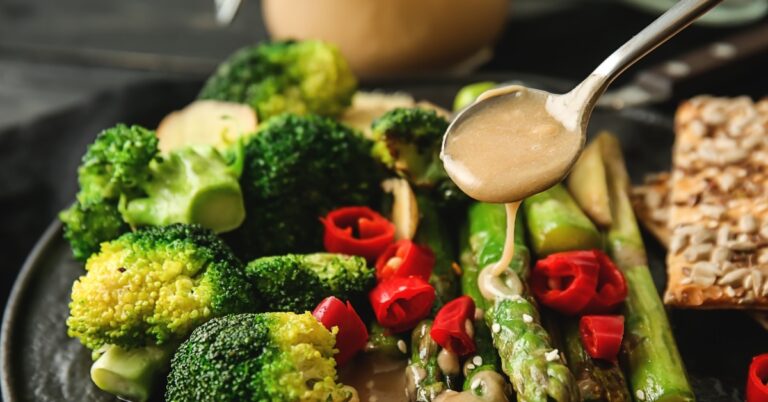 Qu’est-ce que le Tahini ?  (+ Recette facile)