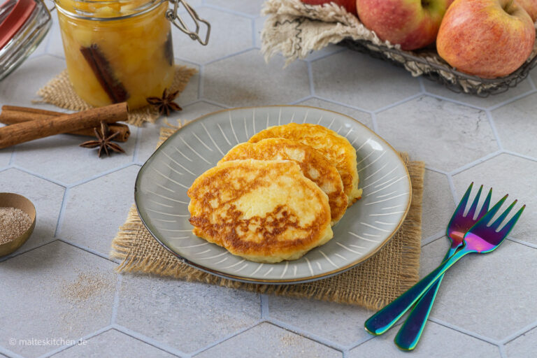 Cuisses de fromage blanc saxonne ▷ avec pommes de terre