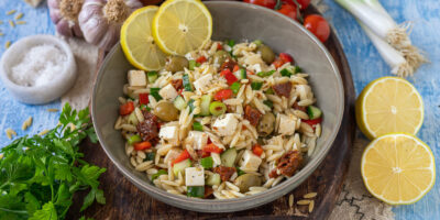 Salade Kritharaki ▷ Salade de pâtes grecques
