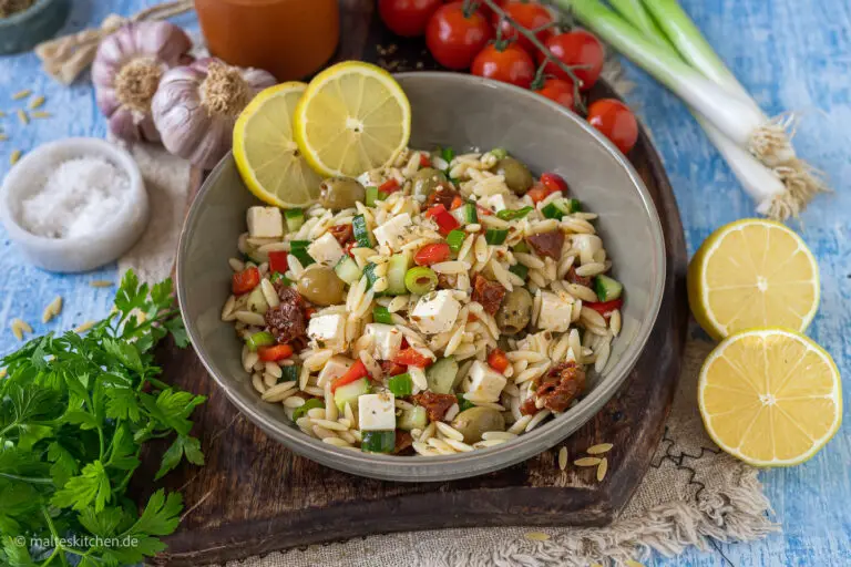 Salade Kritharaki ▷ Salade de pâtes grecques