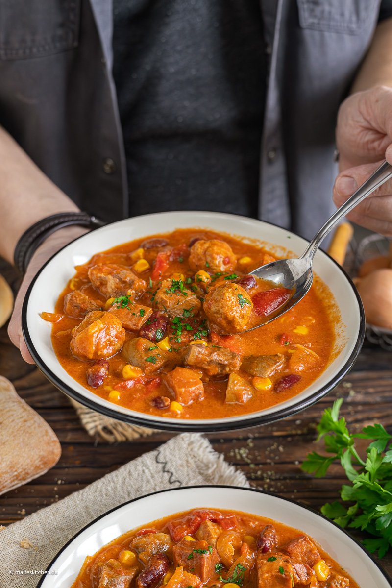 Livrer la marmite du four.