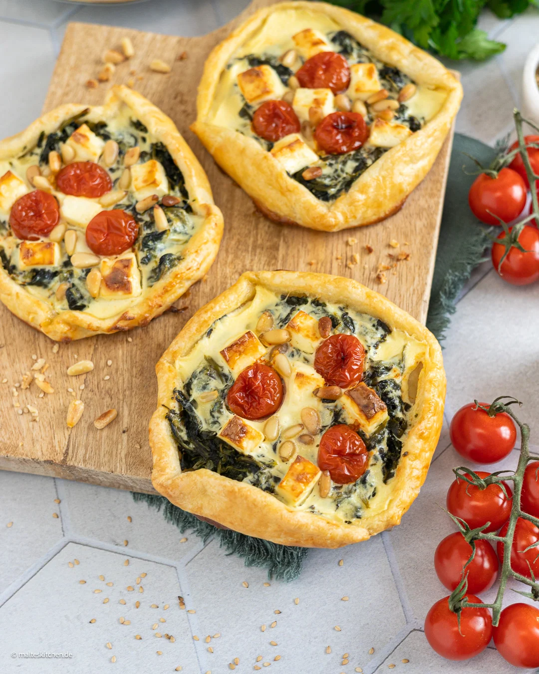 Tarte Rustique aux épinards et tomates