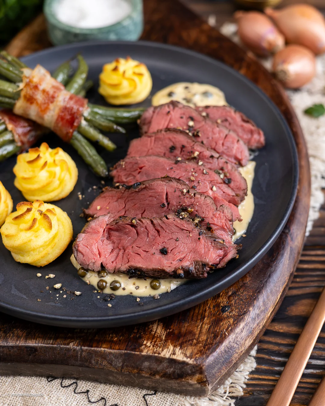 Onglet à la sauce au poivre