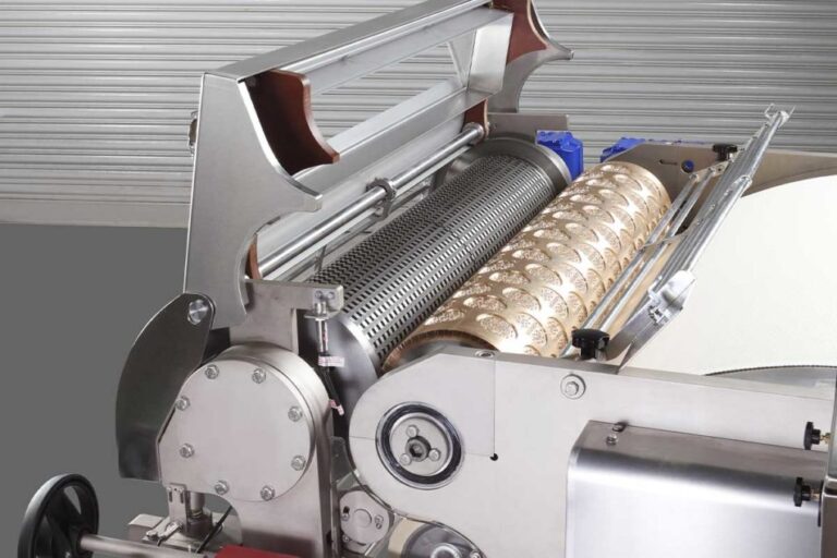 La précision garantit que les biscuits et les craquelins obtiennent le bon croustillant au four