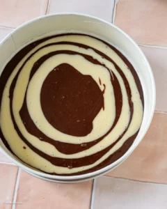 Motif zèbre sur le gâteau zébré