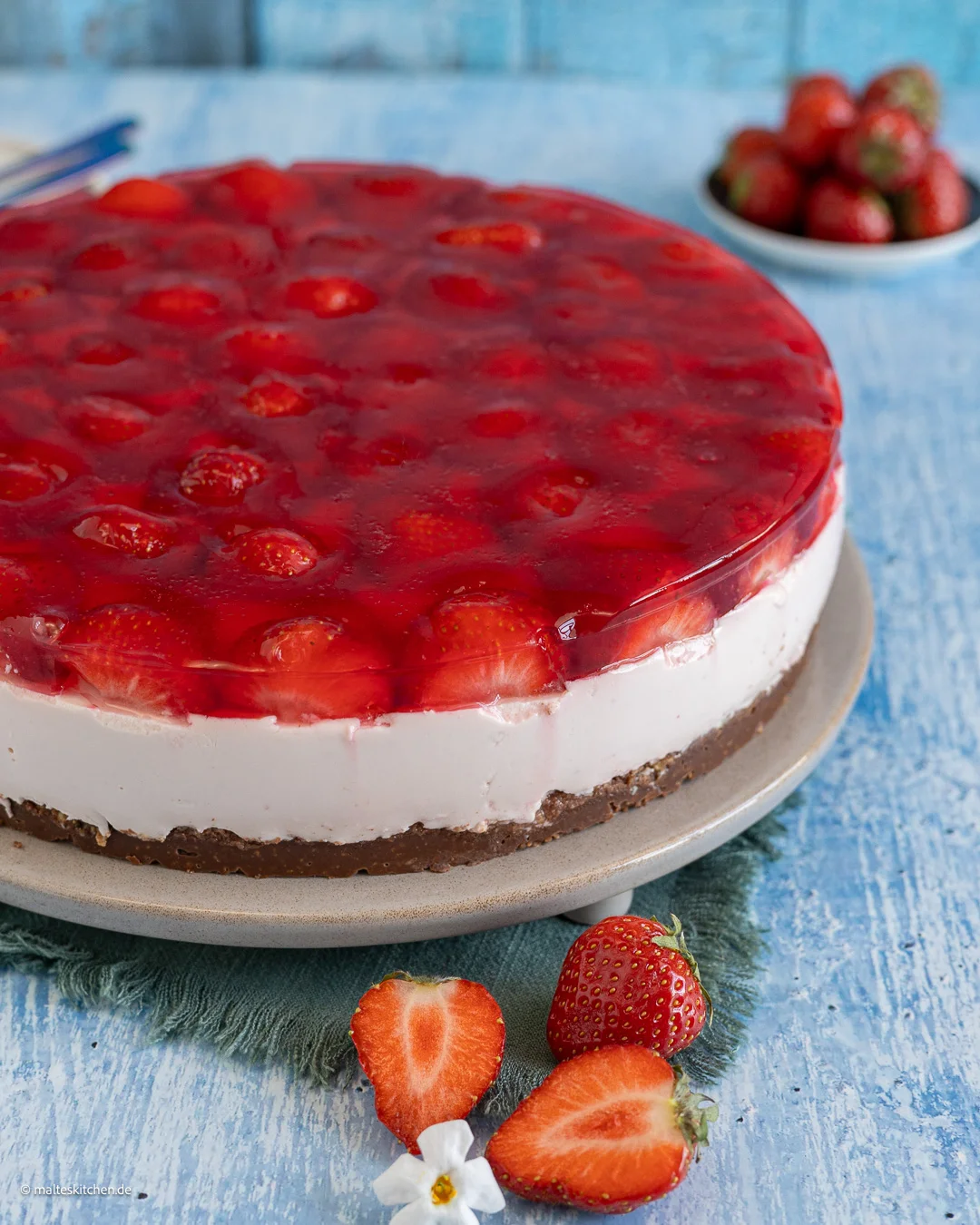 Gâteau aux fraises au mascarpone et au fromage blanc.