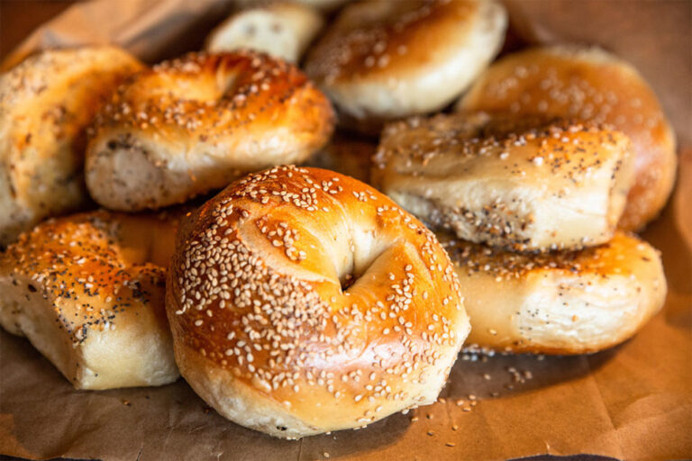 Le fournisseur de Everything Bagel étend ses services de vente en gros aux États-Unis