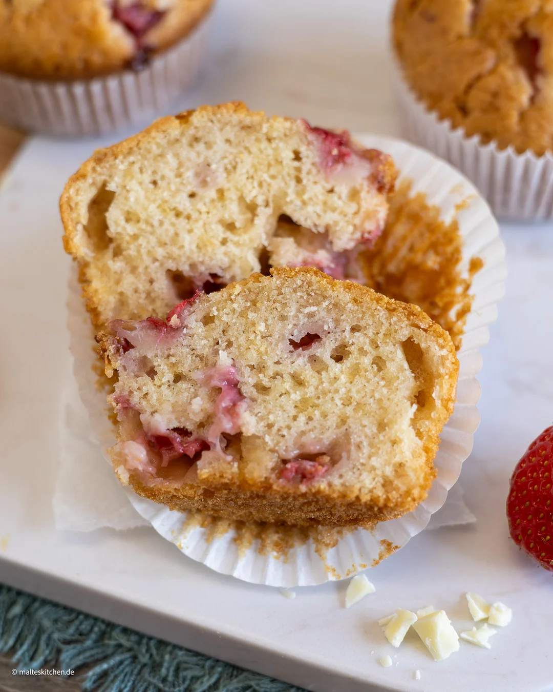 Muffin aux fraises et au chocolat blanc