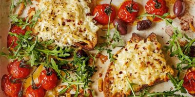 Toasts au halloumi râpé et au miel chaud de Melissa Hemsley