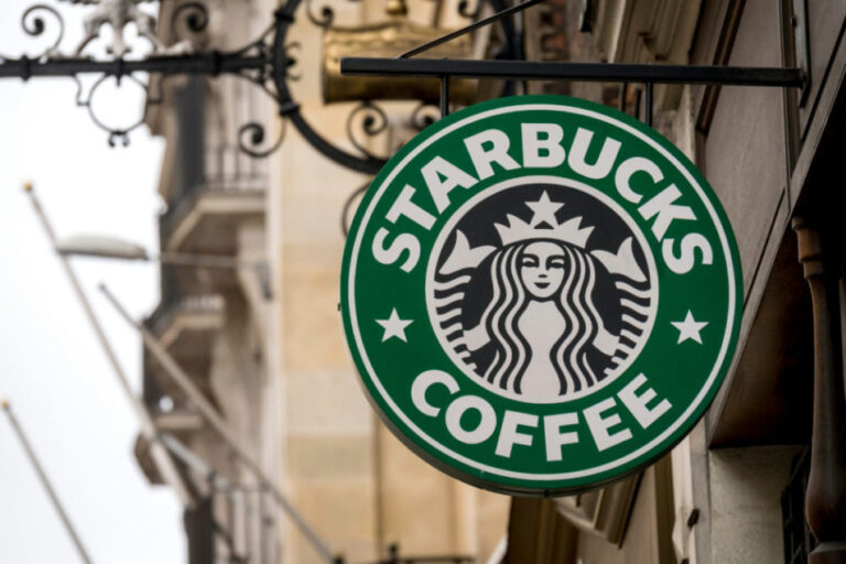 Un nouveau PDG à la tête de Starbucks