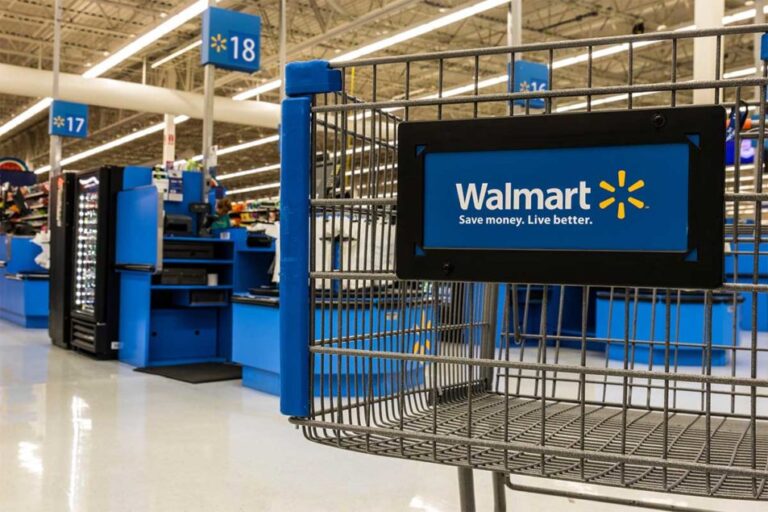 PDG de Walmart : « Nous ne constatons pas de baisse de la demande des consommateurs »