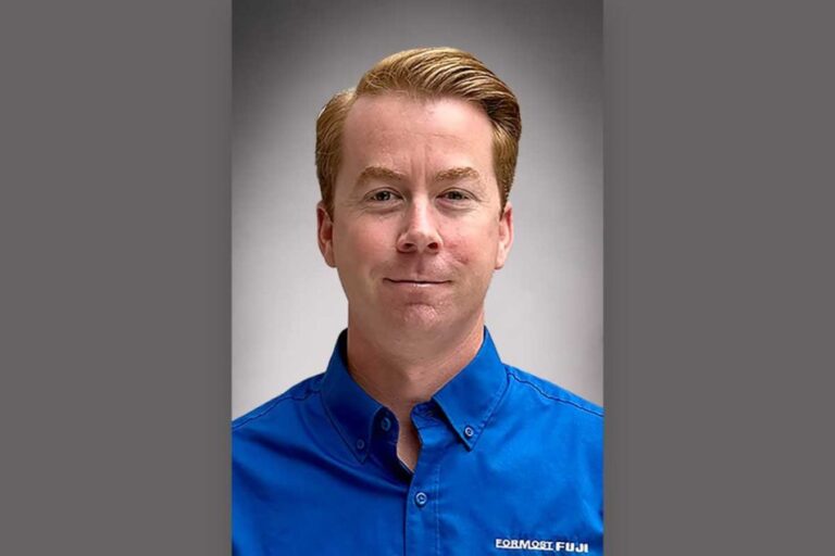 Formost Fuji recrute un directeur régional des ventes