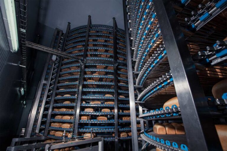 Les lignes de fabrication du pain doivent harmoniser les réglages de fermentation, de cuisson et de four pour réussir