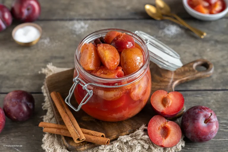 Compote de prunes selon la recette de ma grand-mère | avec cannelle