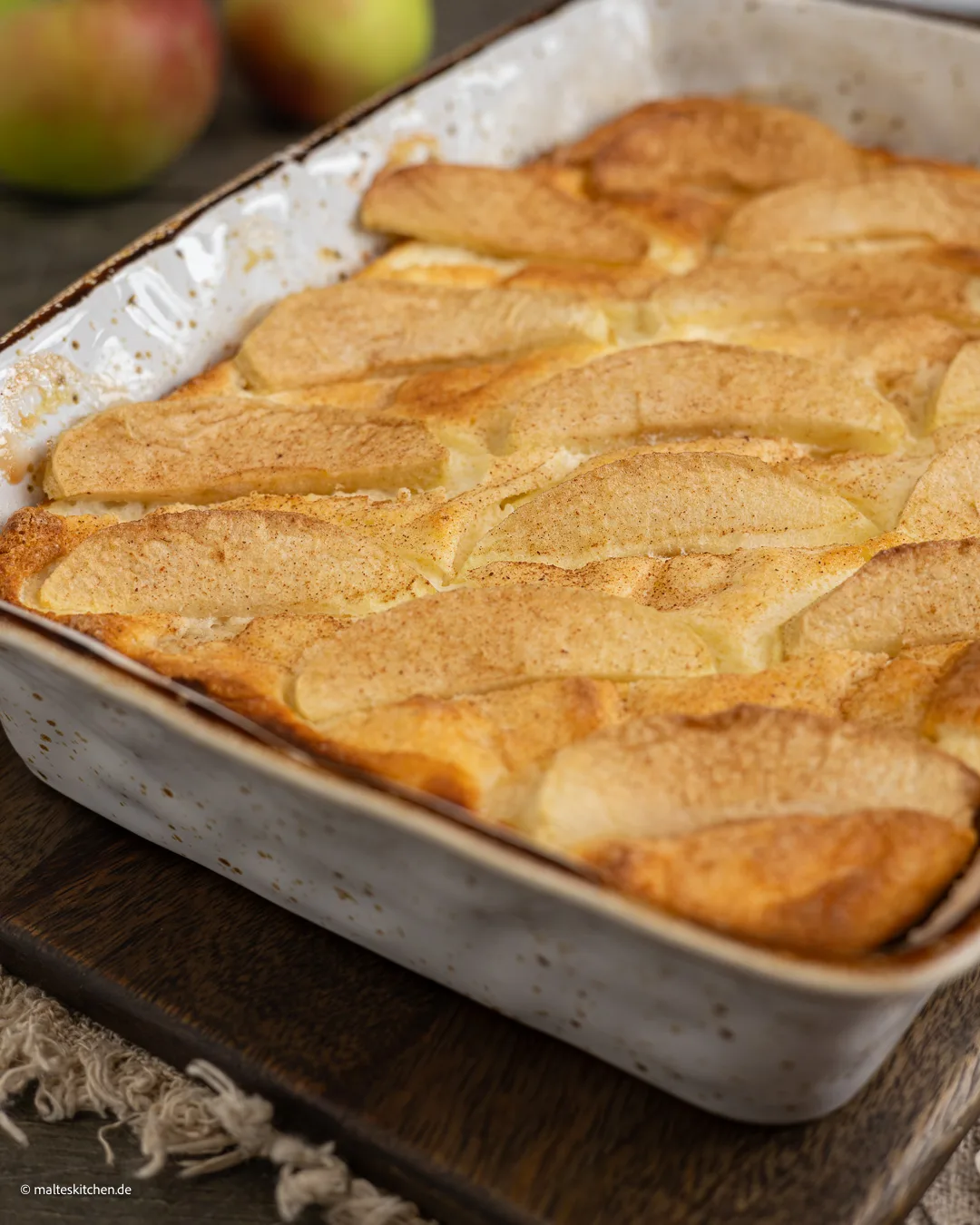 Casserole moelleuse au fromage blanc et aux pommes