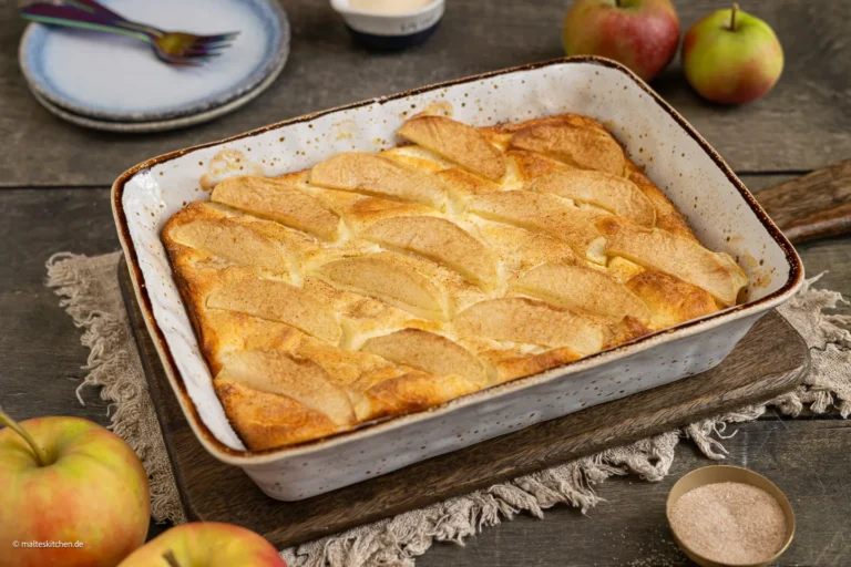 Casserole de fromage blanc aux pommes | extra moelleux et délicieux