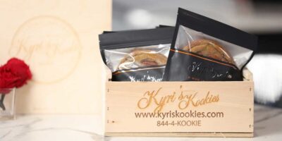 Un fabricant de biscuits troque sa blouse contre un tablier