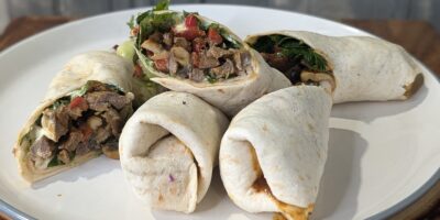 Fajitas au bœuf de Trisha Lewis avec crème sure, guacamole et quartiers faits maison : Aujourd'hui